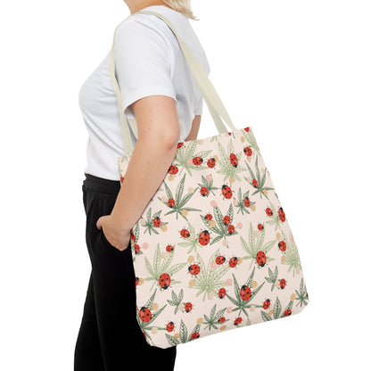 Lady bird on leaves ladies Tote Bag