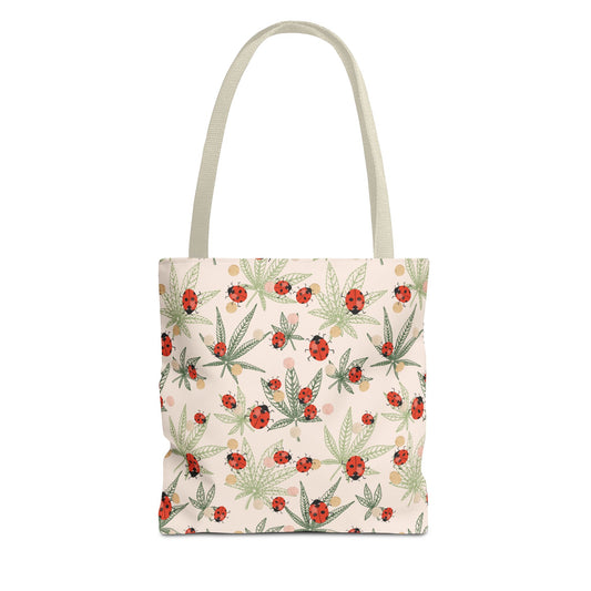 Lady bird on leaves ladies Tote Bag