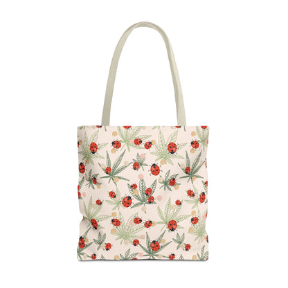 Lady bird on leaves ladies Tote Bag